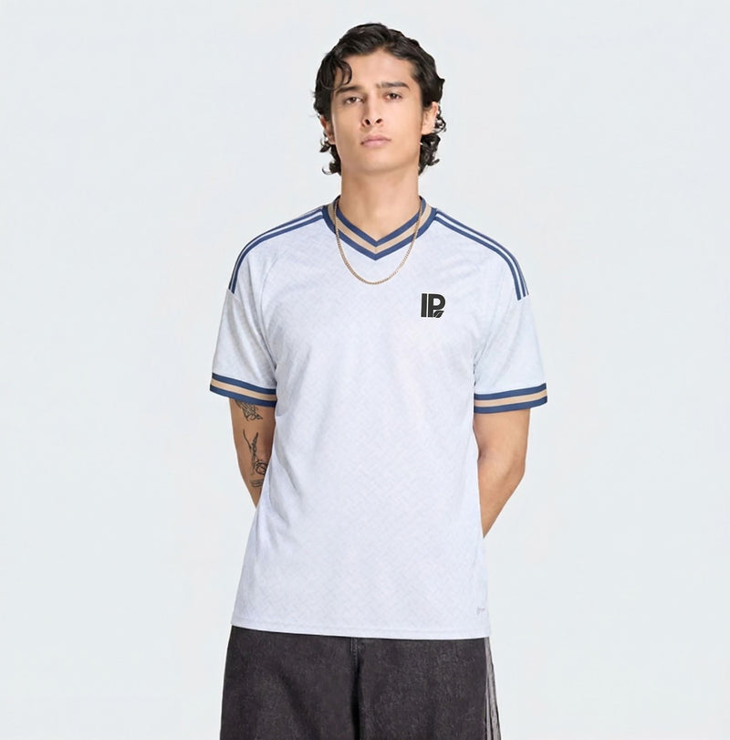 IP Signature V-Neck Retro Jersey - Arctic White